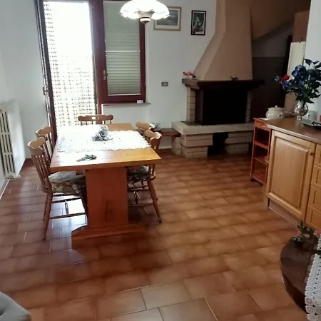 Casa Di Piero بيت للعطل
